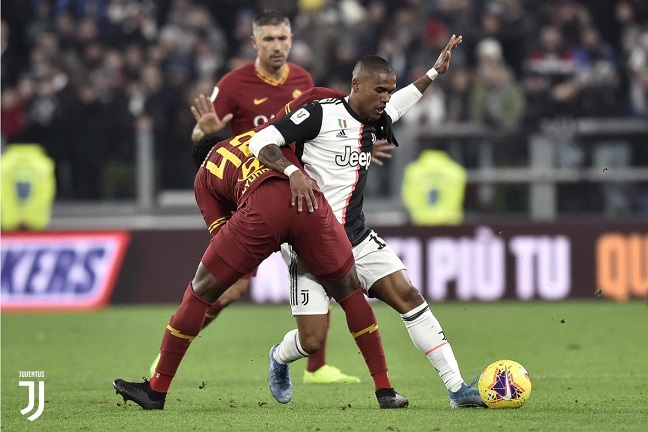 دوغلاس كوستا امام دياوارا في لقاء اليوفي و روما - Douglas Costa Vs Diawara in JuveRoma