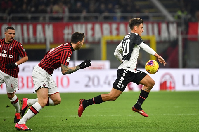 ديبالا امام رومانيولي في مباراة ميلان يوفنتوس - Dybala vs Romagnoli in Milan Juventus