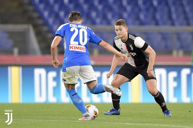 دي ليخت و زيلينسكي في نهائي كاس ايطاليا ( نابولي اليوفي ) - de Ligt & Zielinski in Coppa Italia final ( Napoli Juve )