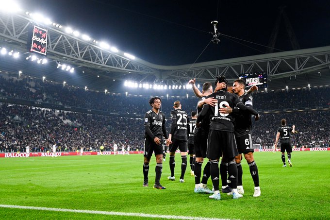 مويس كين يحتفل بهدفه خلال مباراة يوفنتوس لاتسيو - Moise Kean celebrates after his goal during Juventus Lazio match