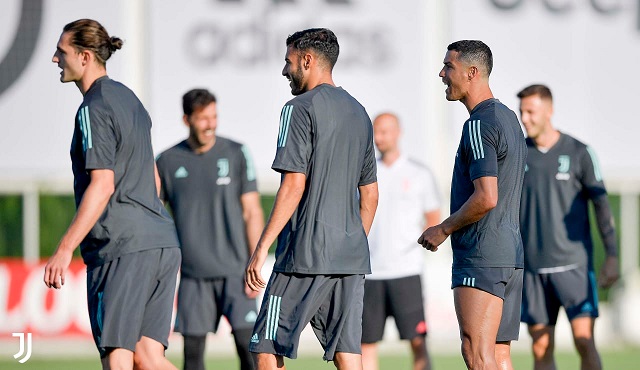 صورة خلال تدريب يوفنتوس قبل لقاء ليون - Image during Juve training for lyon match