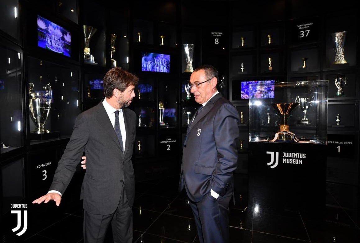 ساري و انييلي في متحف اليوفي - Sarri & Agnelli in Juve Museum