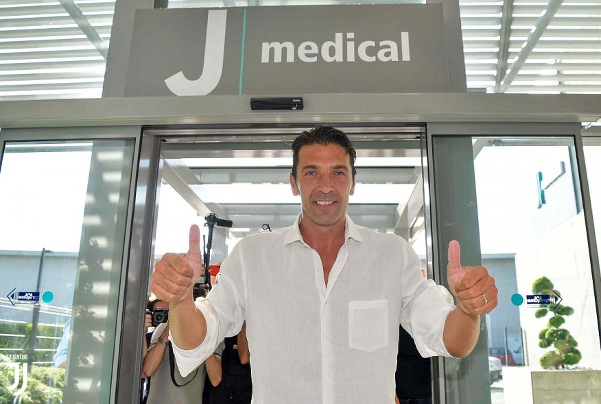 بوفون يستعد للفحوصات - Buffon in J Medical