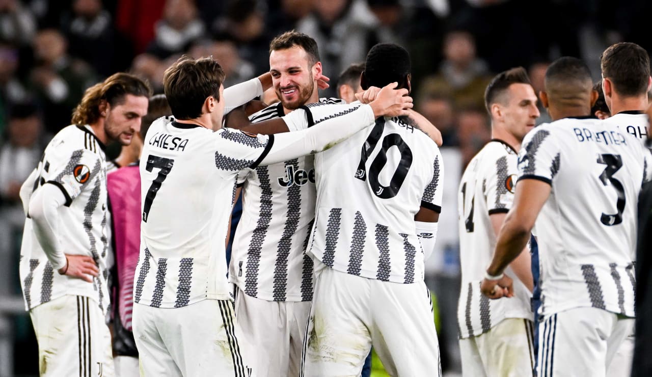 لاعبي يوفنتوس في فرحتهم بعد الفوز ضد سبورتينغ لشبونة 2023 - Juventus players celebrate after the match Vs Sporting CP