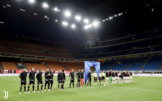 دخول فريقي يوفنتوس ميلان الى ملعب السان سيرو - Juventus & Ac Milan in San Siro